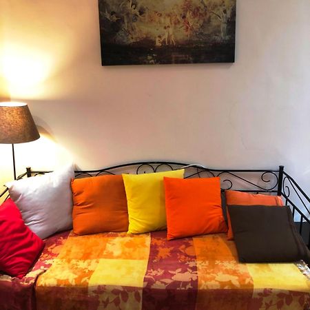 80sqm 3 bedroom, 1 bathroom Apartamento in Exarchia Atenas Exterior foto