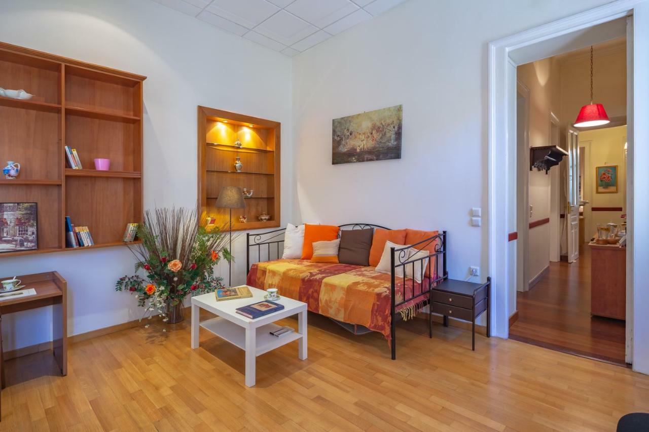 80sqm 3 bedroom, 1 bathroom Apartamento in Exarchia Atenas Exterior foto